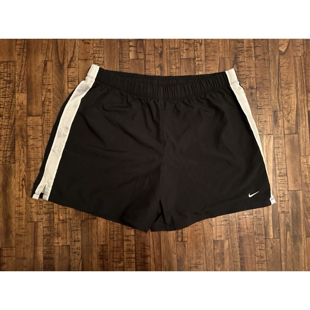 Nike Performance Mesh Lined Shorts Womens Size XL 16/18 Black With Swoosh